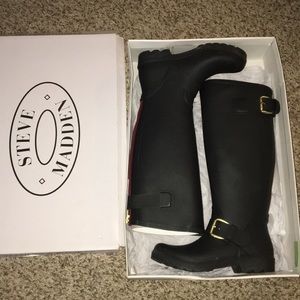 Steve Madden boots